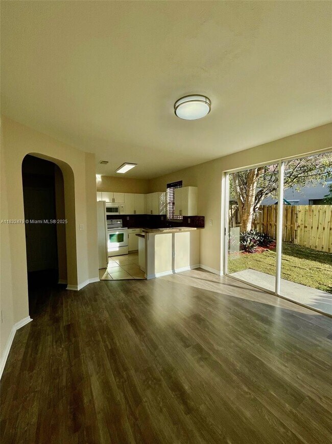 Building Photo - 13850 SW 274th Terrace