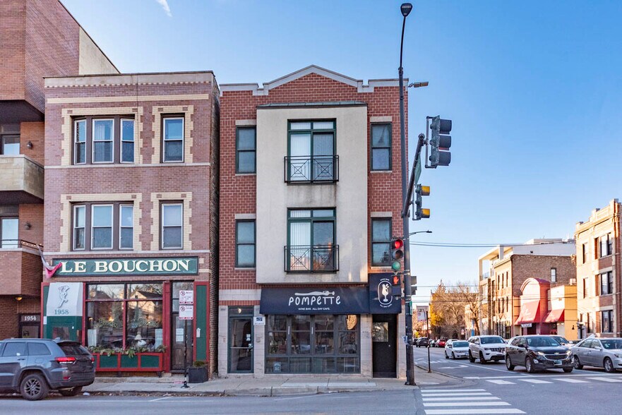 Building Photo - 1960 N Damen Ave