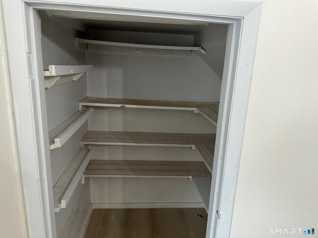 Building Photo - 287 East St