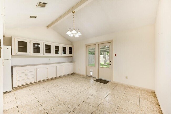 Building Photo - 13634 Greenridge Dr