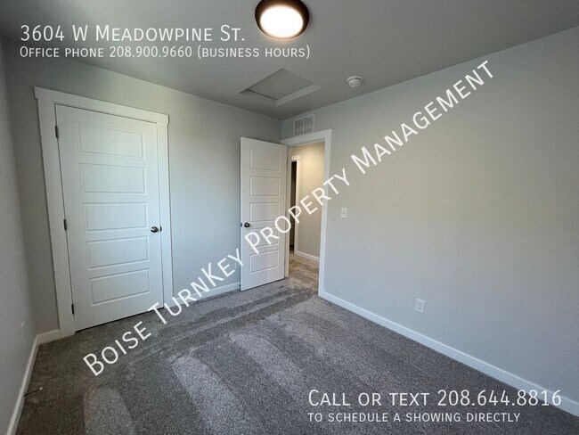 Building Photo - 3604 W Meadowpine St
