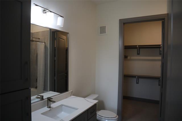 Building Photo - 2700 Old Denton Rd