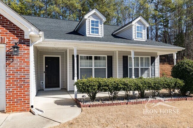 Building Photo - 112 Mint Pl