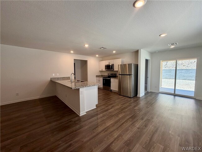 Building Photo - 2388 Tapatio Dr