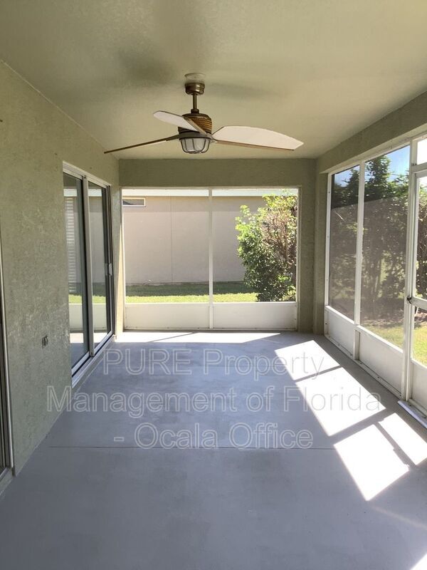 Building Photo - 5600 SW 44th Rd
