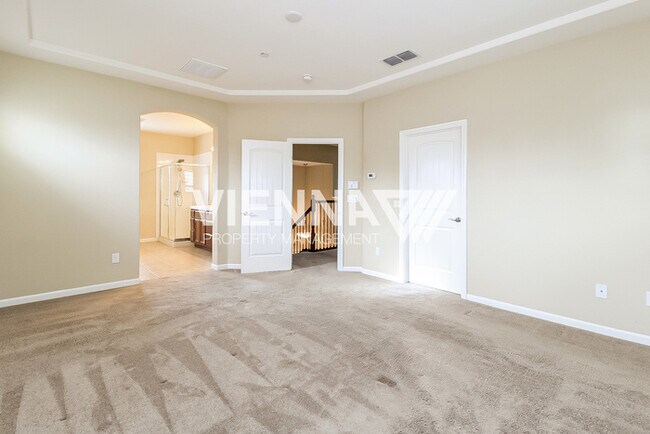 Building Photo - 7933 Collins Isle Ln