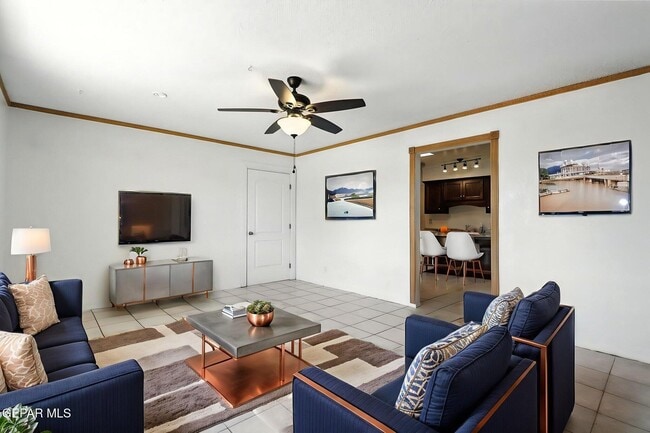 Building Photo - 5709 Hemmingway Dr