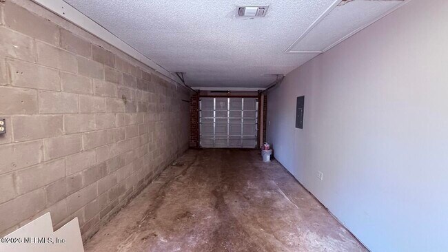 Building Photo - 4711 Cinnamon Fern Dr