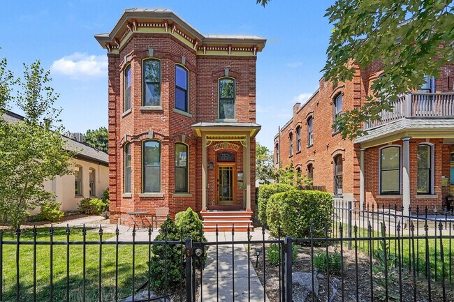 Building Photo - 2531 Curtis Street