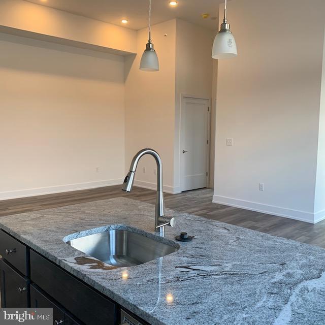 Building Photo - 6164 Ridge Ave