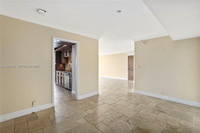 Building Photo - 1000 Quayside Terrace