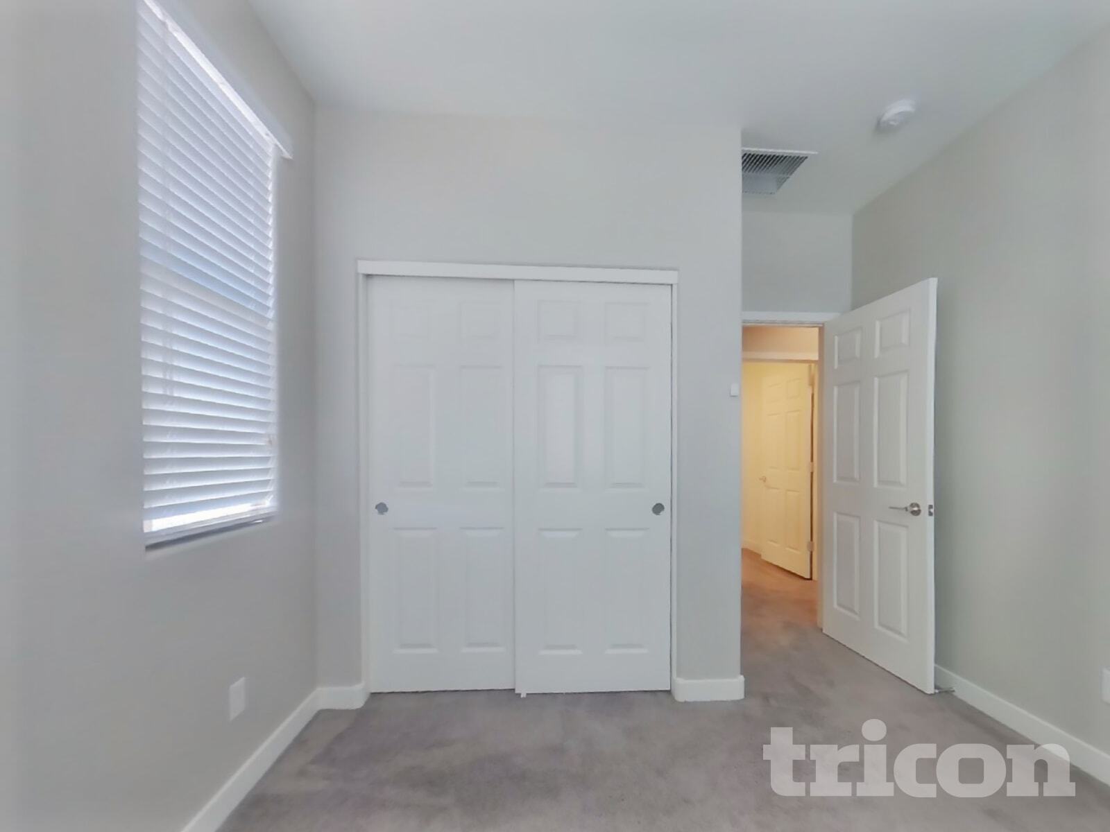 Building Photo - 2630 E Danbury Rd