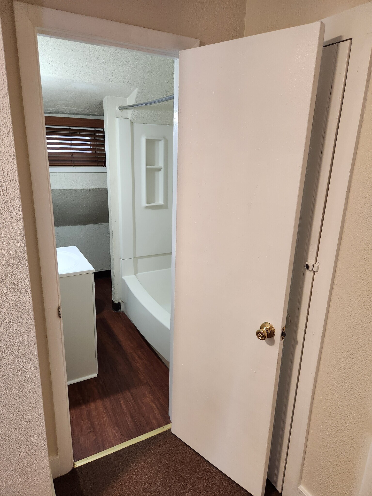 Bathroom - 138 Main St