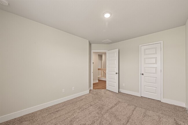 Building Photo - 13412 Sun Cay Drive