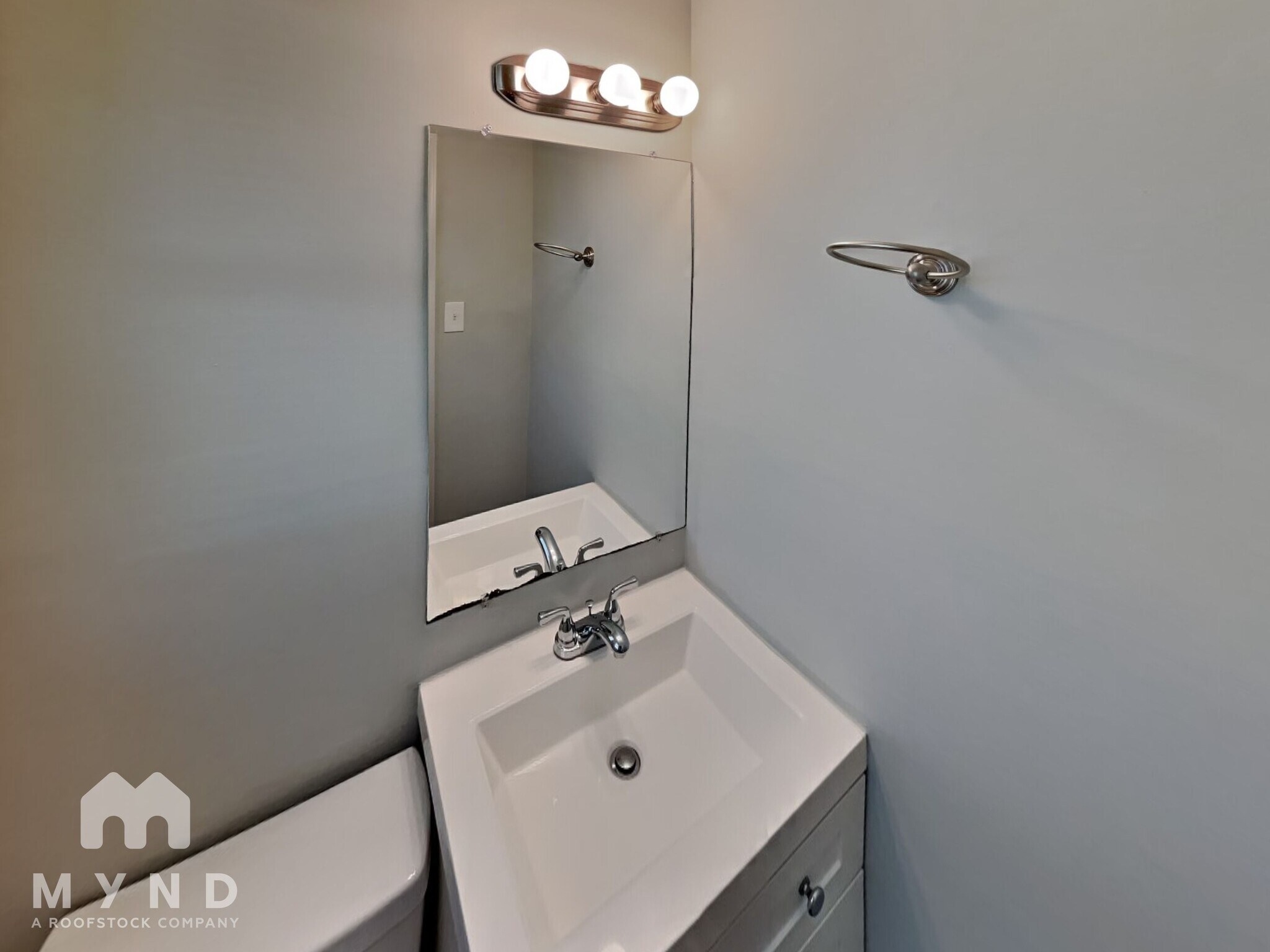 Building Photo - 310 Witten Ln