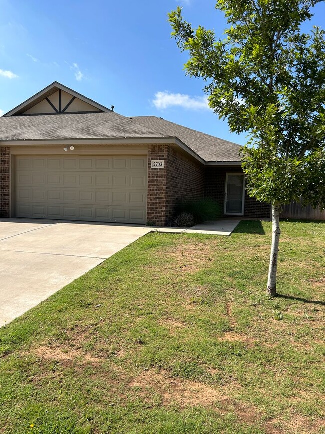 Primary Photo - 3 Bedroom, 2 bath, 2 car garage in Cooper ISD