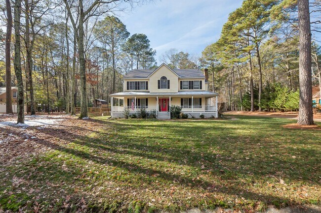 Building Photo - Move In Ready 4 Bedroom House in Yorktown!