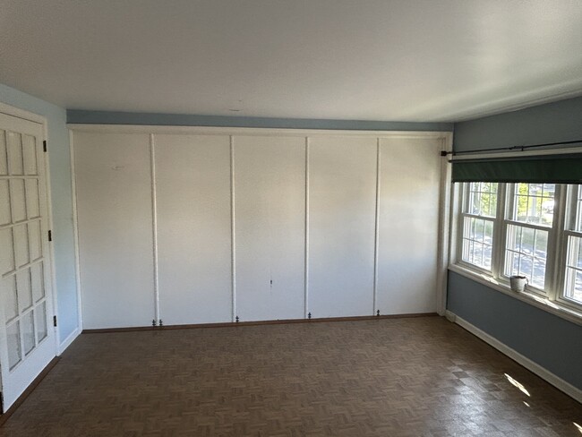 Building Photo - 245 Fetterville Rd