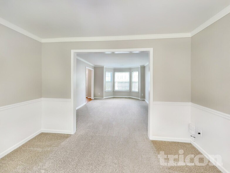 Building Photo - 3131 Berthas Overlook