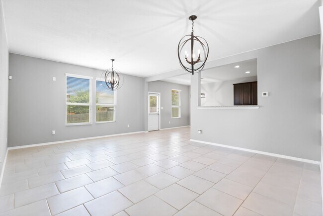 Building Photo - 11713 Silver Sky