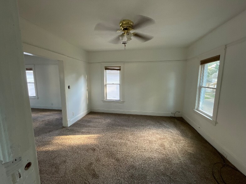 Building Photo - 3605 W 47th St
