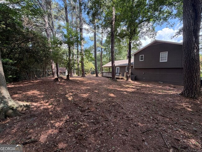 Building Photo - 734 Marthas Dr