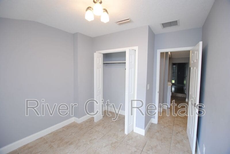 Building Photo - 4611 Blount Ave