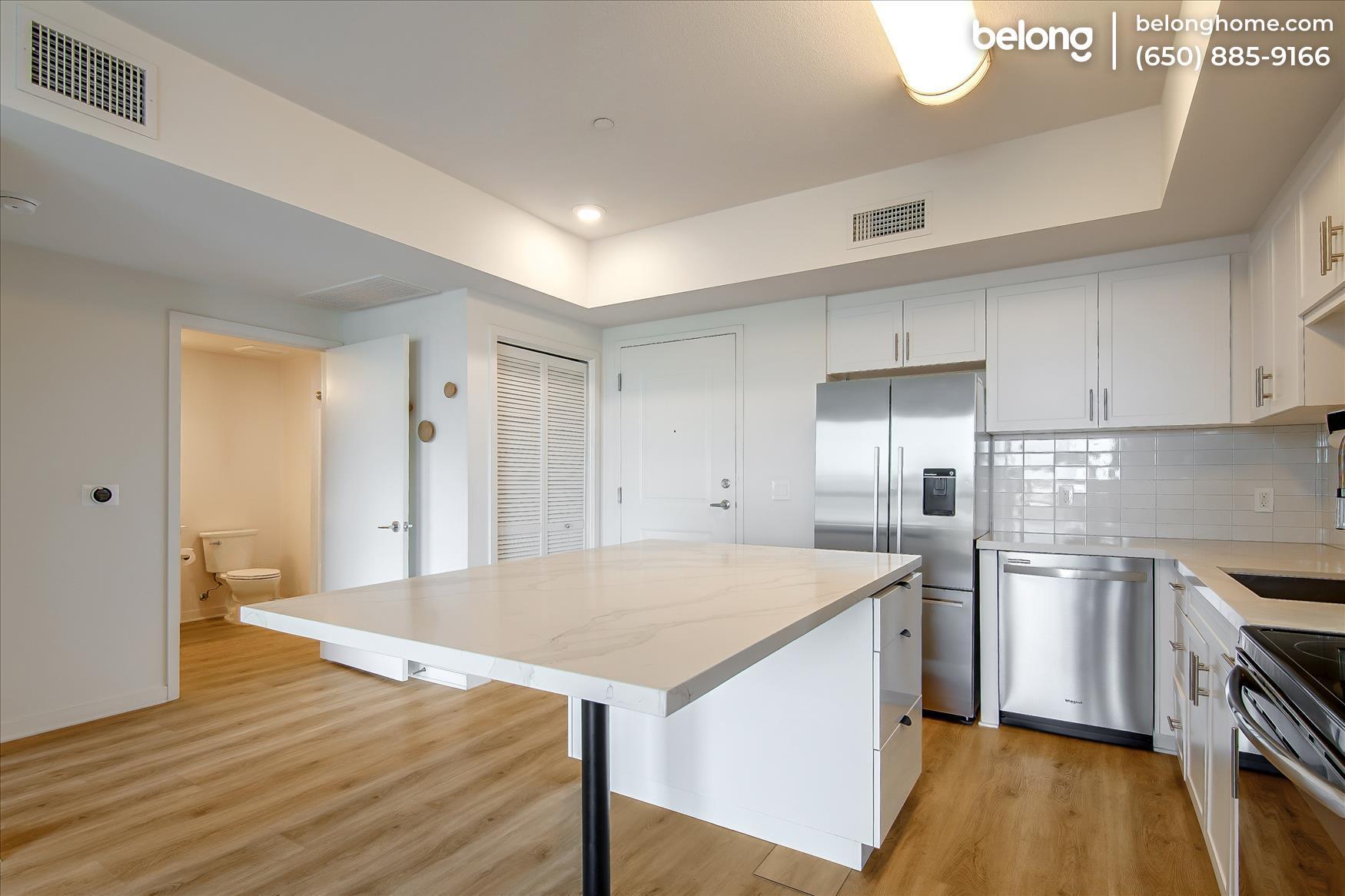 Building Photo - 12655 Bluff Creek Dr