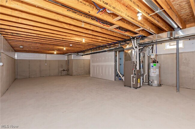 Building Photo - 2240 E 97th St