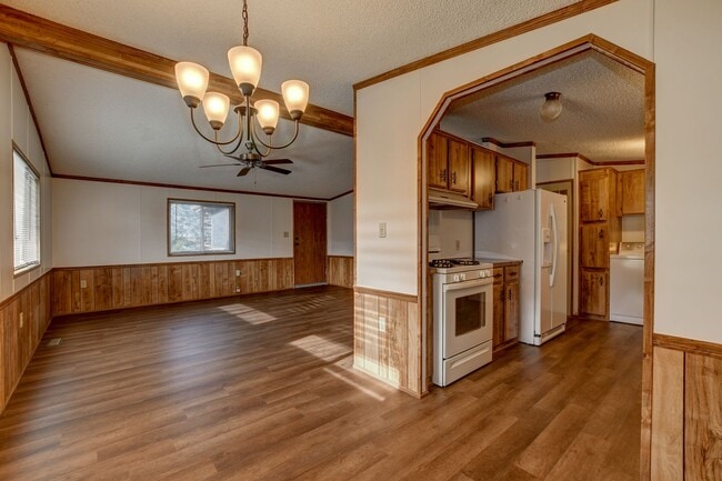 Building Photo - Home for Rent in Prescott!
