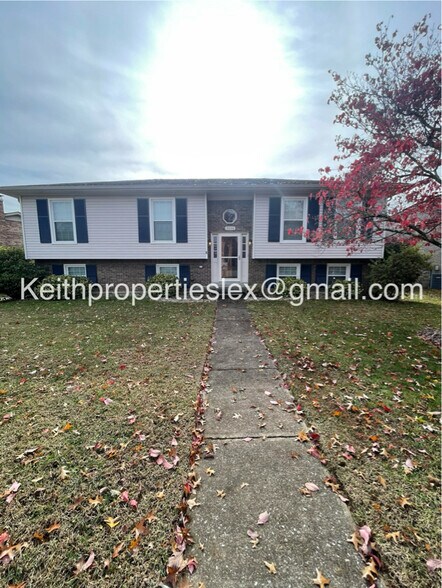 Primary Photo - 2008 Huckleberry Cir