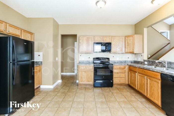 Building Photo - 5751 Aderholt Rd