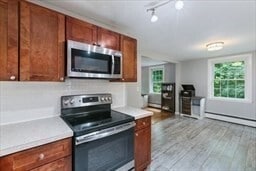 Building Photo - 60 Vinton St