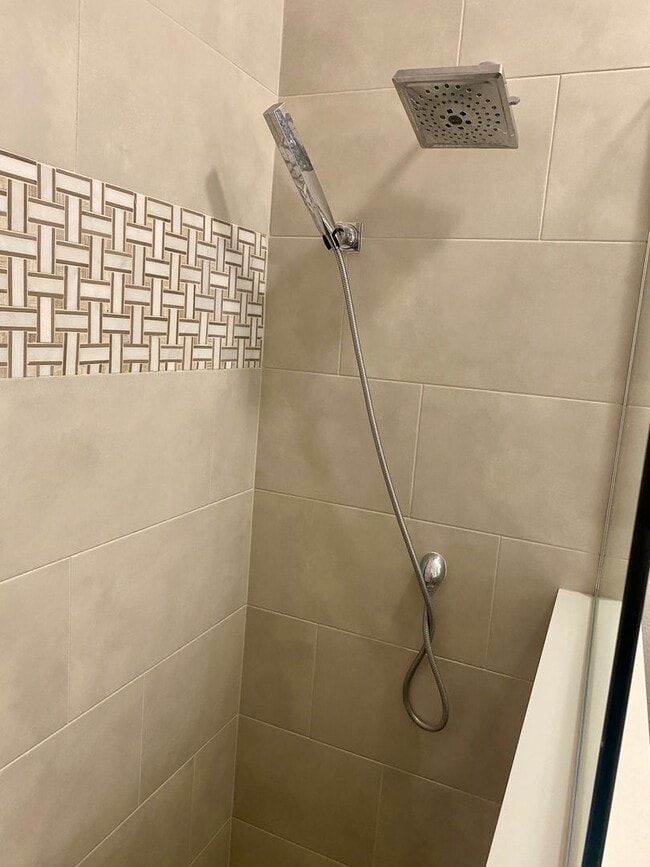 Building Photo - Citrus Park Luxury 3 Bedroom / 2.5 Bathroom Townhome Available 7/1/22