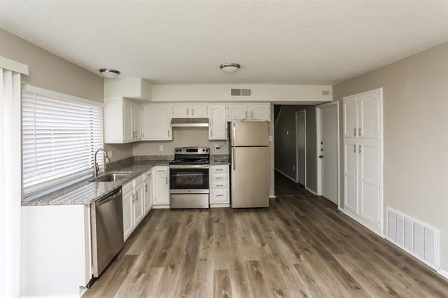 Building Photo - 3109 Abbey Ct