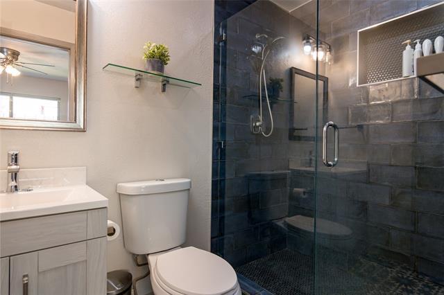 Building Photo - 1000 Middle Cove Dr