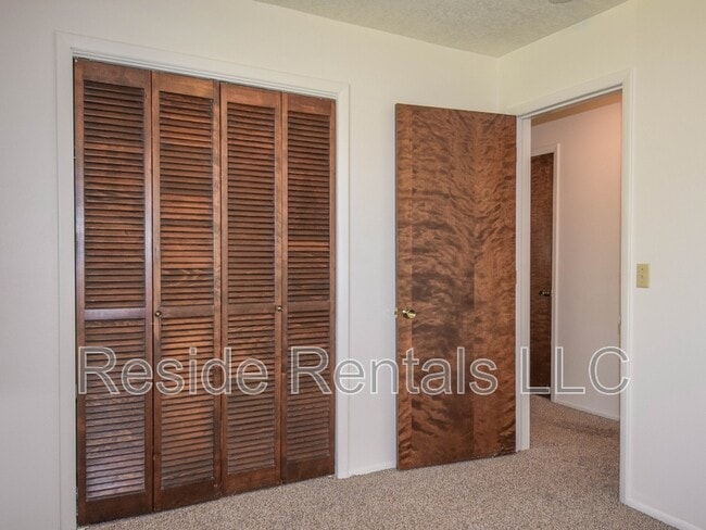 Building Photo - 301 1/2 West 500 North - 2