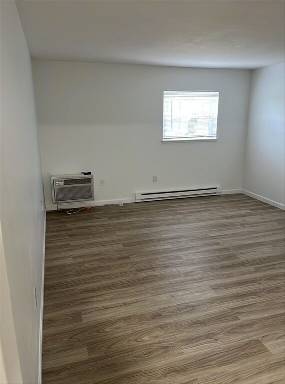 Building Photo - 31 Vine St