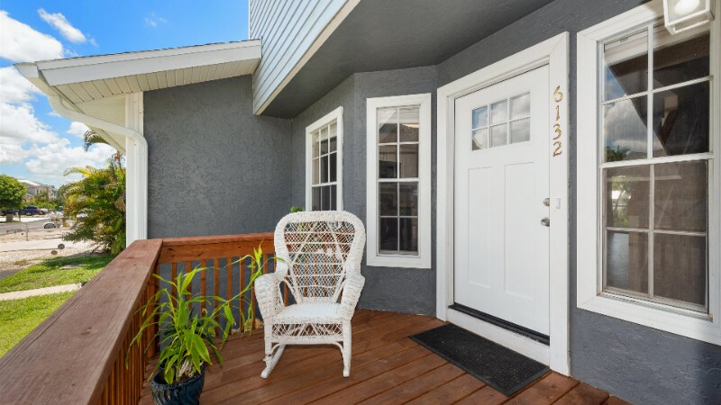 Building Photo - 6132 Lakefront Dr