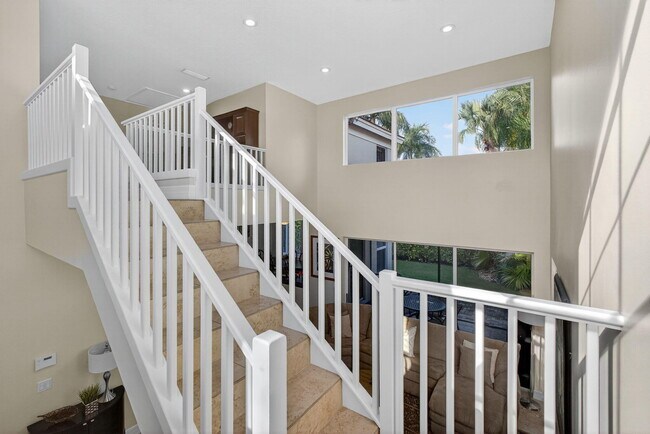 Building Photo - 8400 Heritage Club Dr