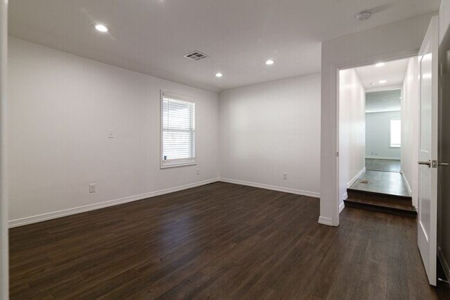 Building Photo - Newly Renovated Brookside Bungalow! PRICE DROP!