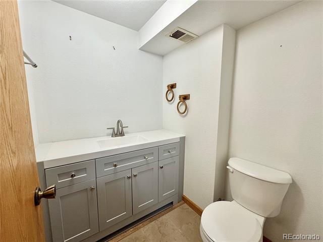 Building Photo - 7592 S Cove Cir