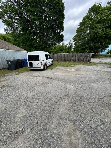 Building Photo - 48 Mechanic St