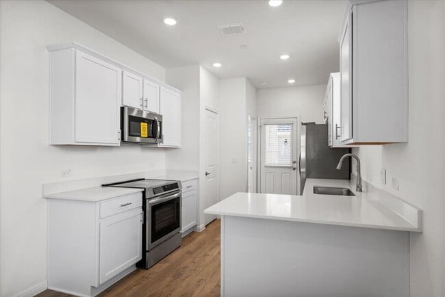 Building Photo - 2520 Ophelia Levi Ln