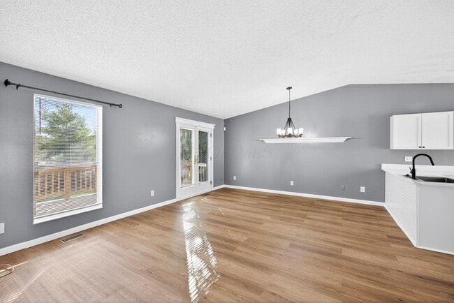 Building Photo - 5289 Frisco Dr