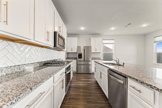 Building Photo - 5826 Savanna Pasture Rd