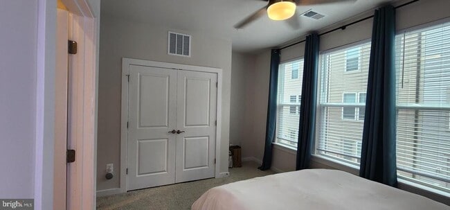 Building Photo - 5606 Hyattsville Dr