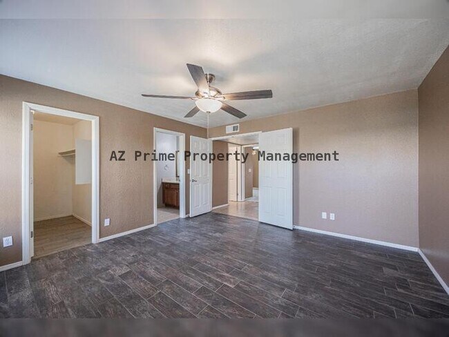 Building Photo - 3434 W Kings Ave