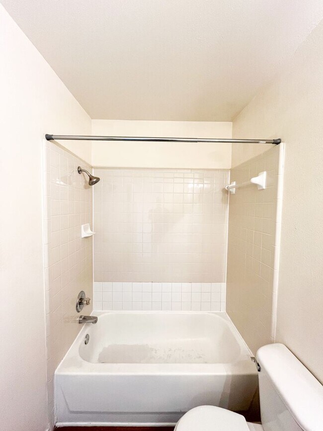 Building Photo - 4207 July Dr