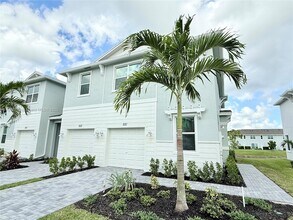 Building Photo - 551 Rivergrass St